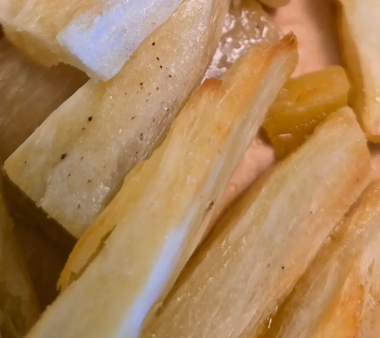 Finished yucca fries